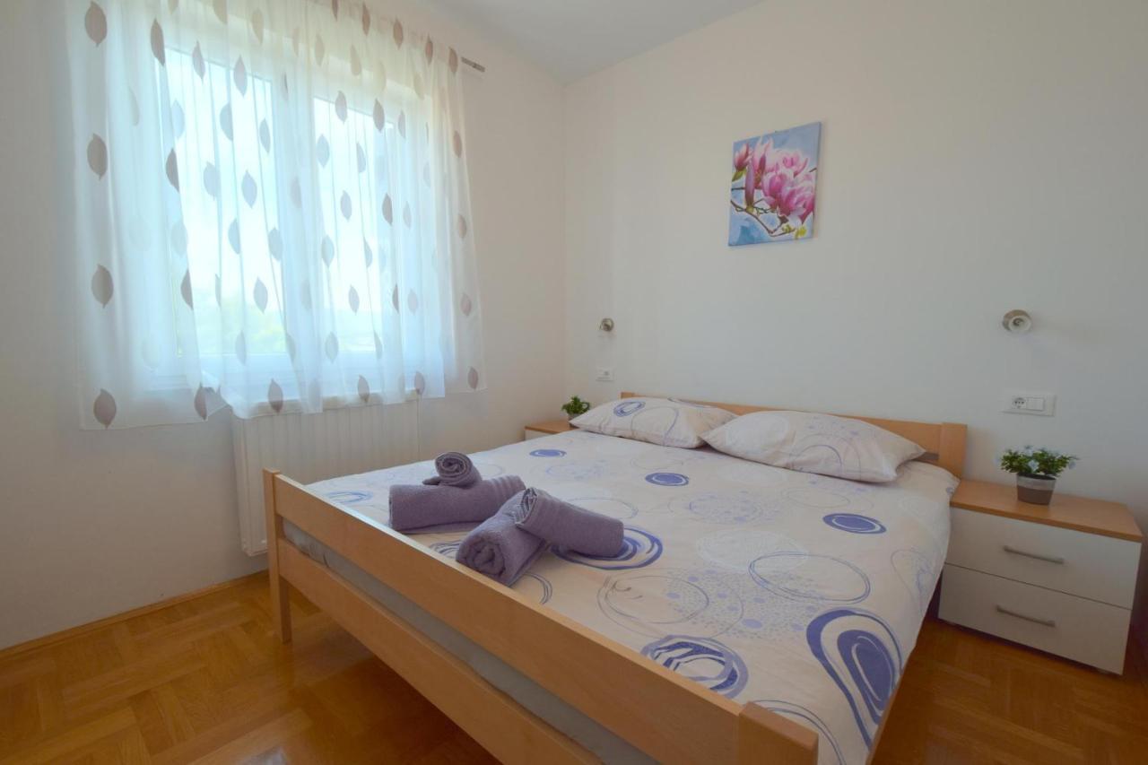 Apartment Baran Cizici Exterior foto