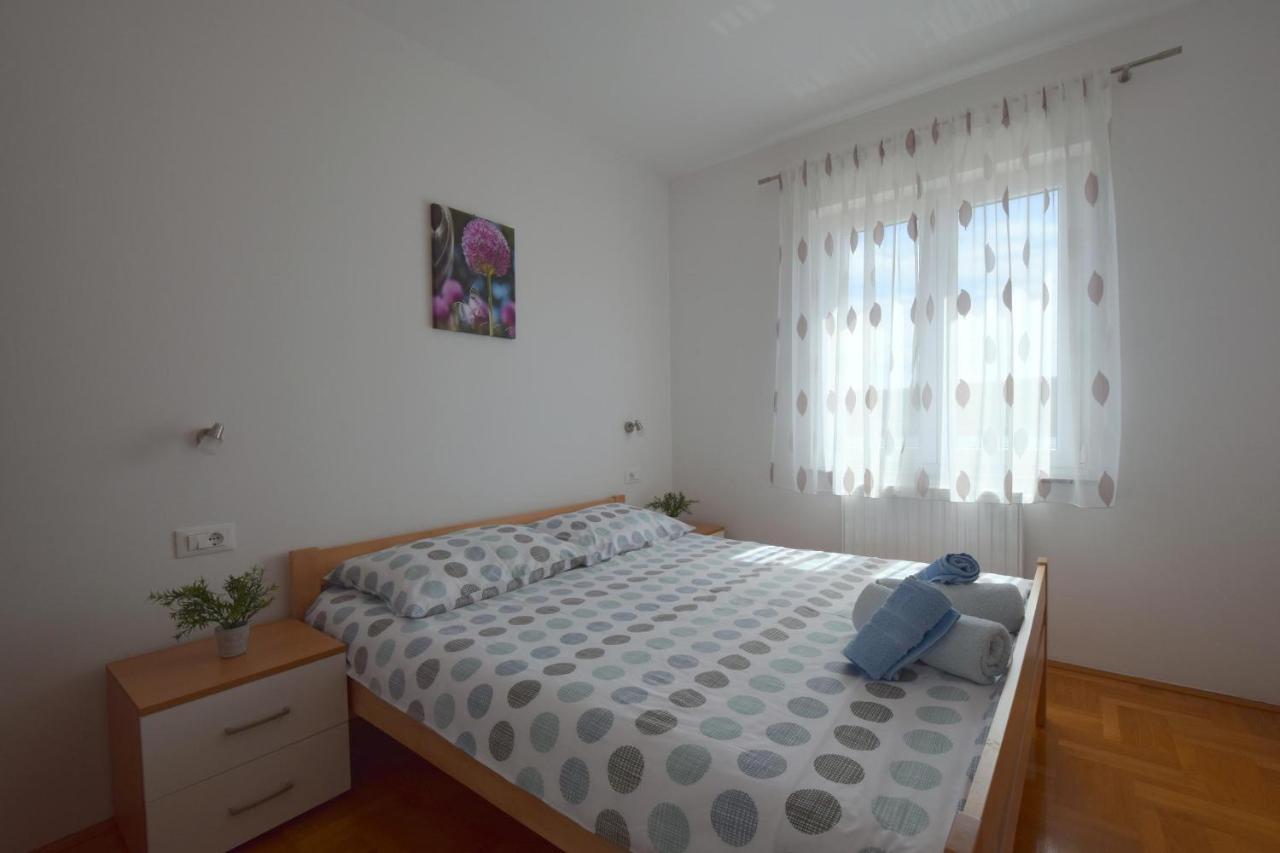Apartment Baran Cizici Exterior foto