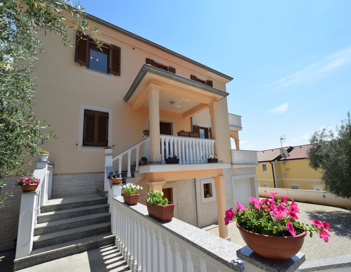 Apartment Baran Cizici Exterior foto